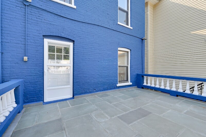 Building Photo - 3127 Sedgwick Ave