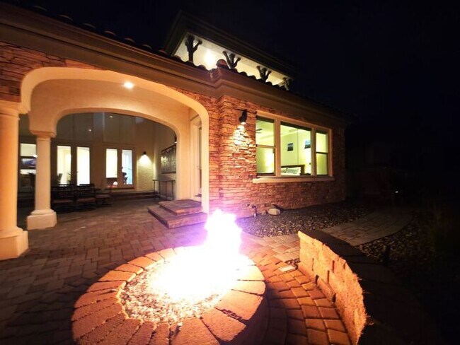 Building Photo - First Month Free – Executive Somersett Home Offered Furnished or Unfurnished with Panoramic Views...