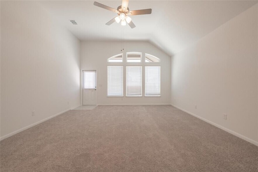 Building Photo - 313 Sonbria Pass