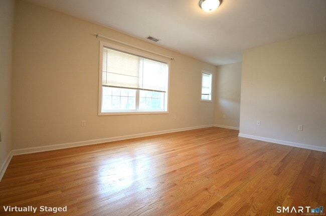 Building Photo - 173 Saybrook Rd
