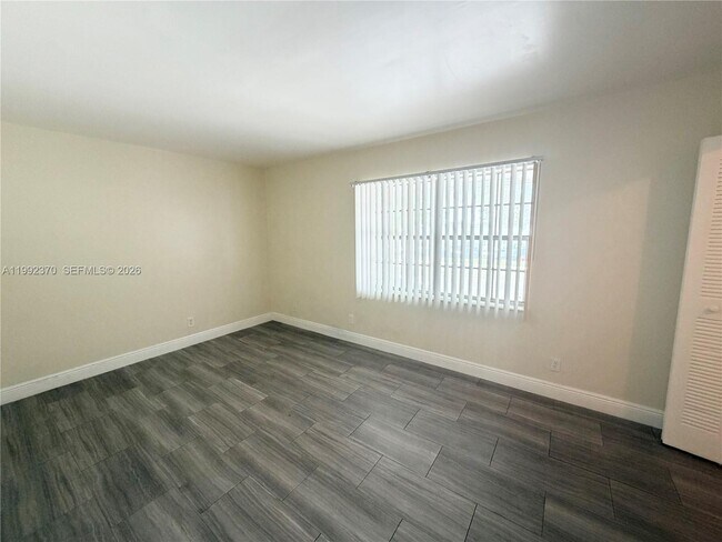 Building Photo - 7505 Kimberly Blvd