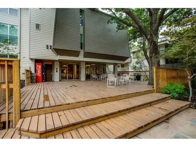 Building Photo - 4851 Cedar Springs Rd