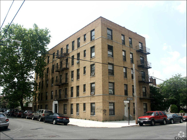 The Edison - 1649 Edison Ave Bronx NY 10461 | Apartment Finder