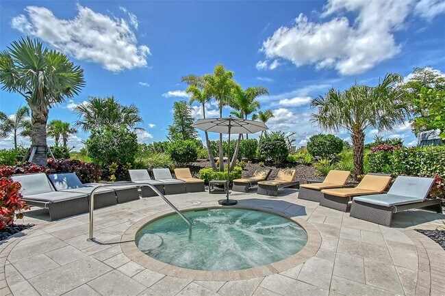 Building Photo - 17550 Crescent Moon Lp
