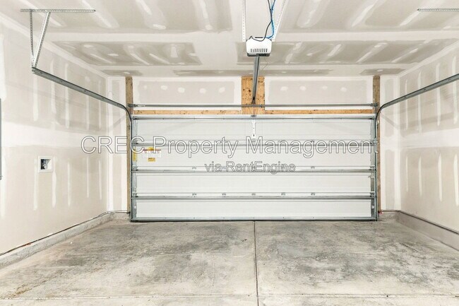 Building Photo - 123 Scout Dr
