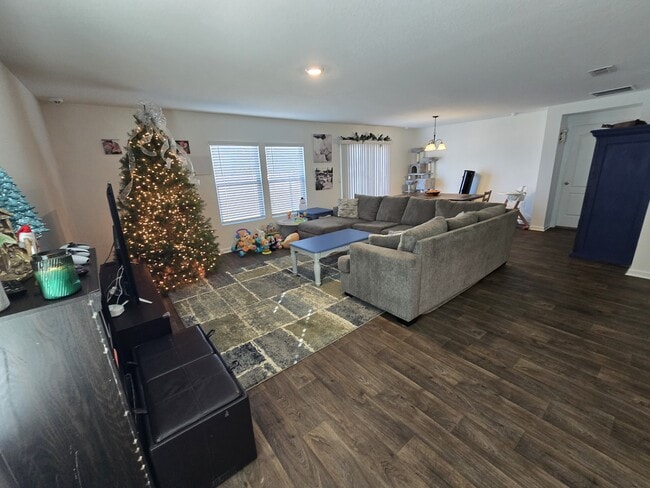 Building Photo - 108 Landing Blvd