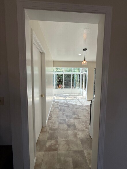 Building Photo - 223 Mendocino St