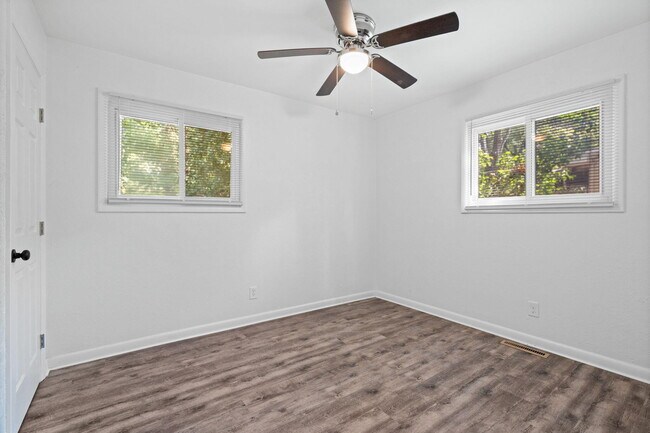 Building Photo - 442 S Monte Vista Ave