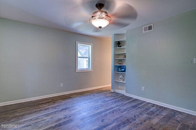 Building Photo - 6209 Wrightsville Ave