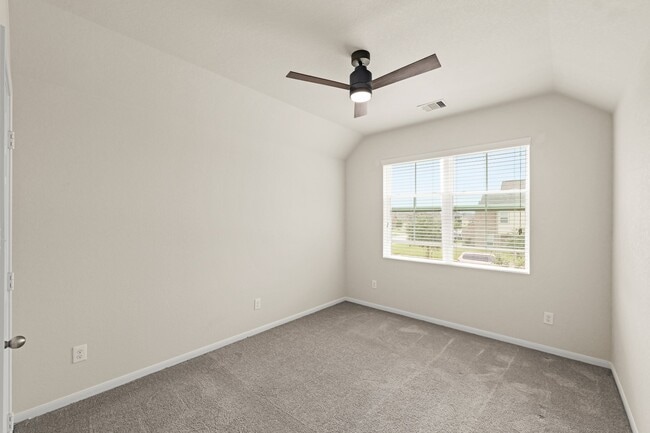 Building Photo - 16401 Olive Sparrow Dr