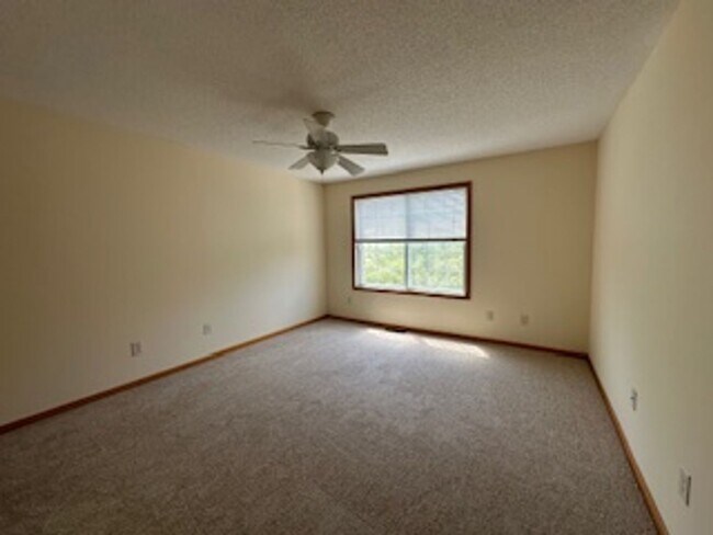 Building Photo - New carpet/flooring and freshly painted th...