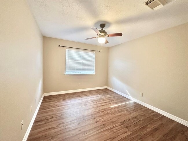 Building Photo - 14307 Cypress Valley Dr