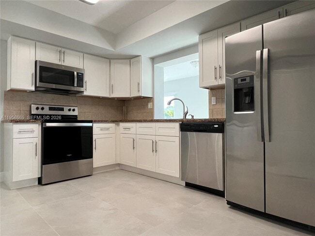 Building Photo - 9200 SW 54th St