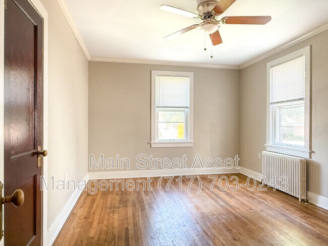 Building Photo - 139 S 29th St