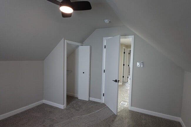 Building Photo - 3118 Martin Ave