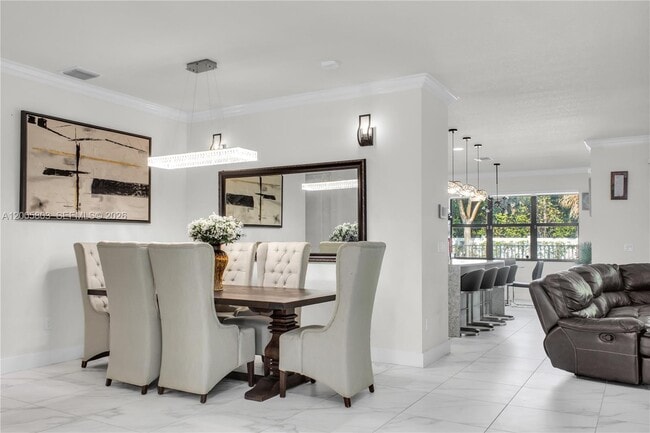 Building Photo - 7314 Estero Dr