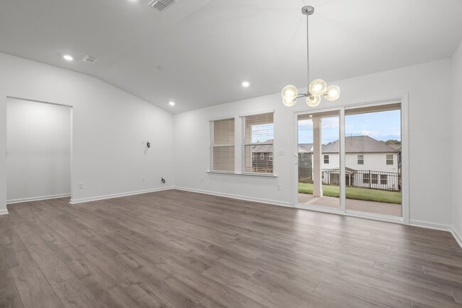 Building Photo - 2130 Rockface Wy