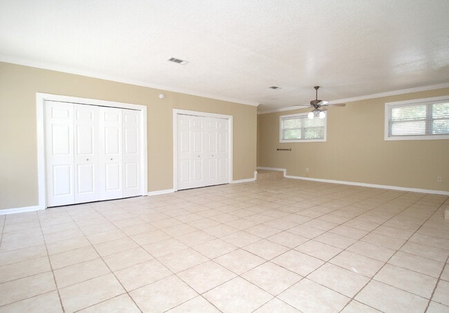 Building Photo - Northeast Pensacola Home- Entertainers Dream with Covered Deck & Fenced Backyard