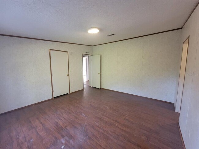 Building Photo - 4541 Deer Run Rd