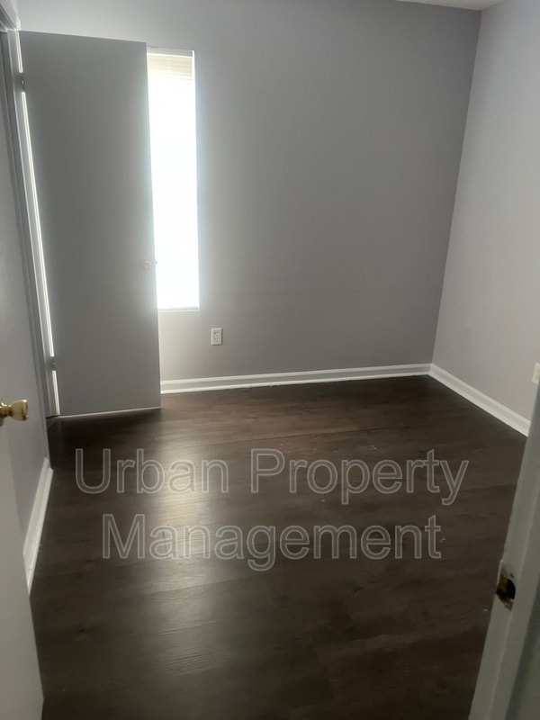 Building Photo - 283 Leath St