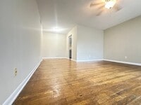 Building Photo - 1568 Alexandria Dr
