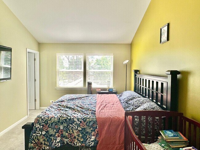 Building Photo - 1384 Marble Hill Dr