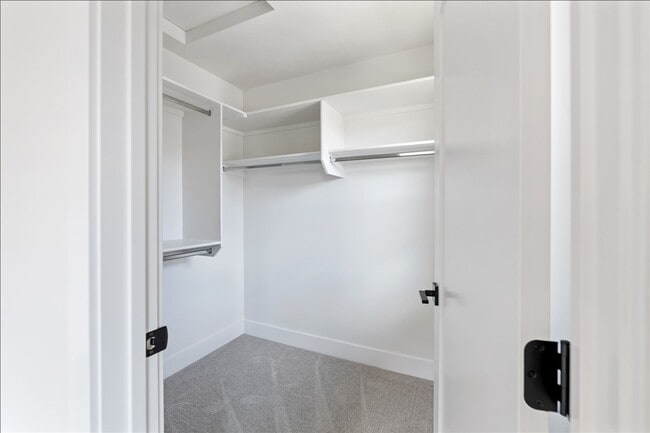 Building Photo - Modern, New 3-Story Boise Bench Townhome with Garage in a Prime Location