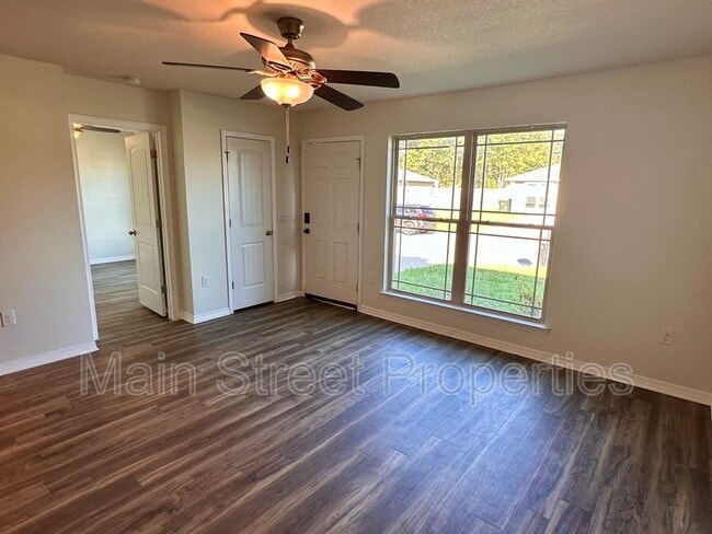 Building Photo - 10493 River Birch Dr