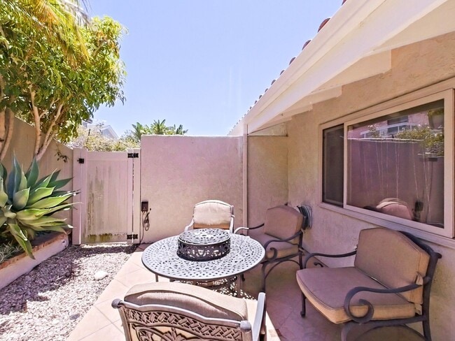 Building Photo - 33672 Chula Vista Ave