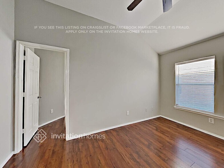 Building Photo - 304 Bayberry Dr