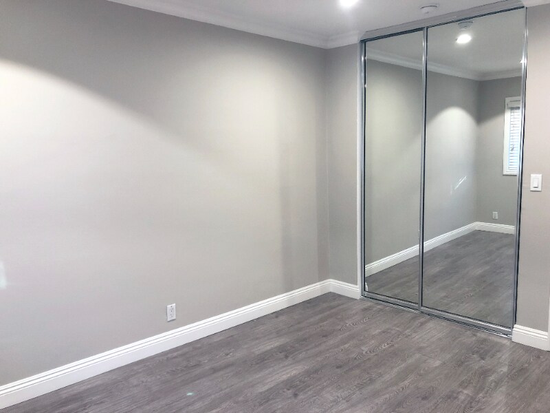 Building Photo - 1824 N Gramercy Pl