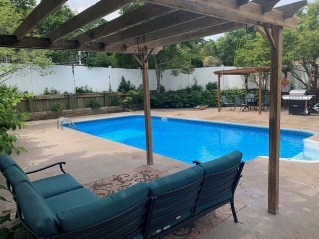 Building Photo - 43 Edgartown Rd