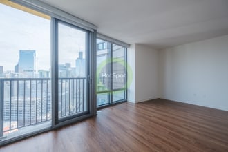 Building Photo - 424 W Grand Ave