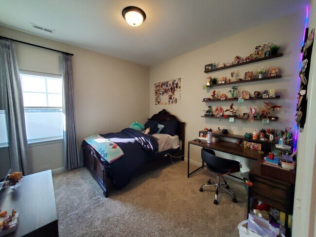 Building Photo - 158 Backfield Pl
