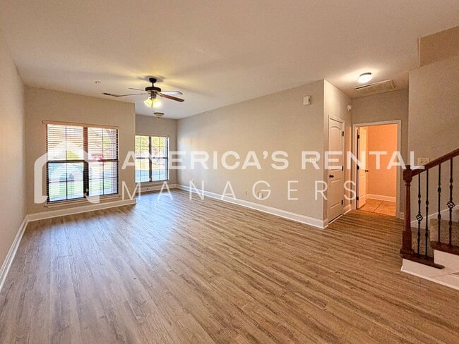 Building Photo - 5221 Sterling Glen Dr