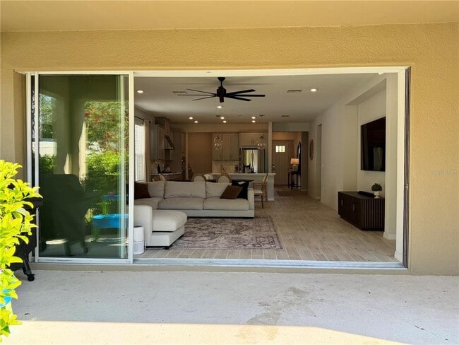 Building Photo - 2679 Ridgetop Ln