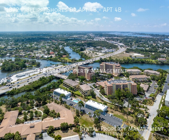 Building Photo - 1872 Phillippi Shores Dr