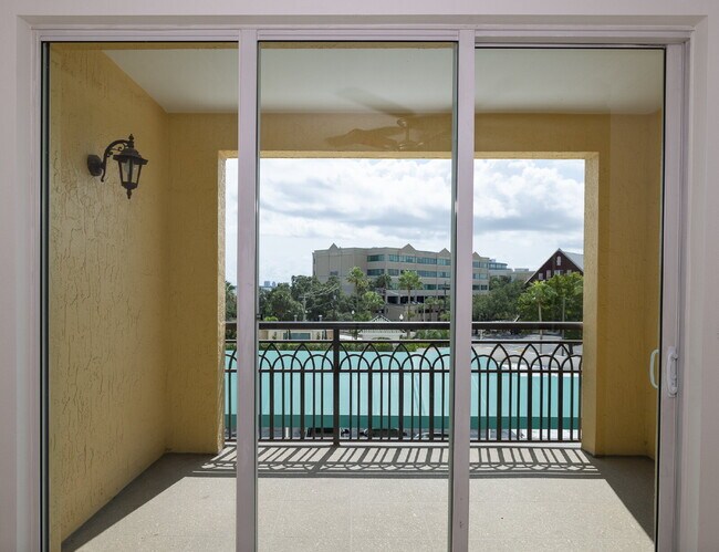 Building Photo - 345 Bayshore Blvd