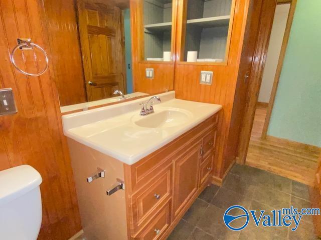 Building Photo - 93 Mountain View Dr