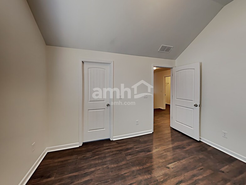 Building Photo - 4037 Bibb Ridge Trail