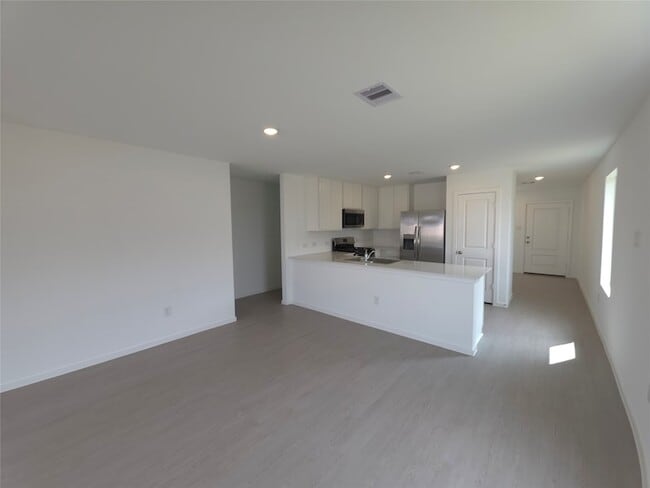 Building Photo - 26930 Cascade Sunrise St