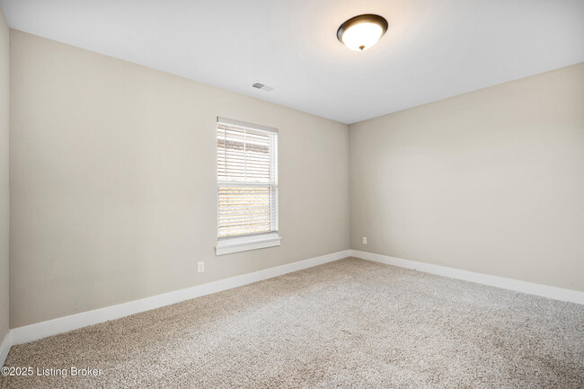 Building Photo - 9203 Harvester Pl