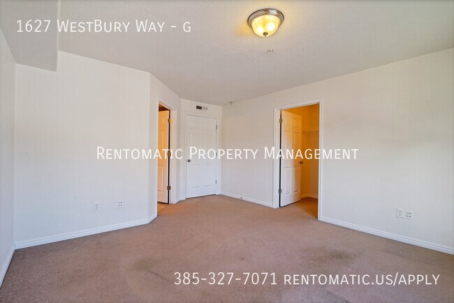 Building Photo - 1627 Westbury Way