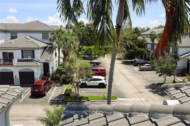 Building Photo - 711 SW 148th Ave