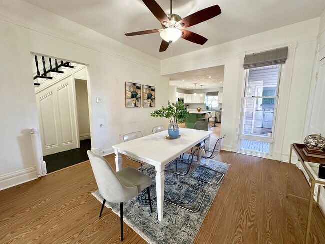 Building Photo - 715 N Beatty St