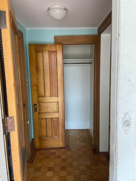 Front Entry with Closet - 110 Woodward St