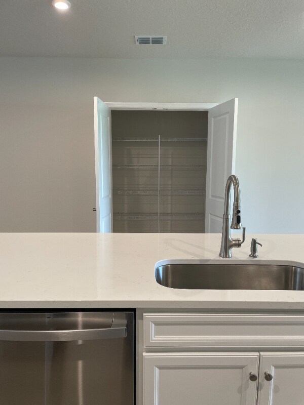 Building Photo - 1215 Turtle Is Rd