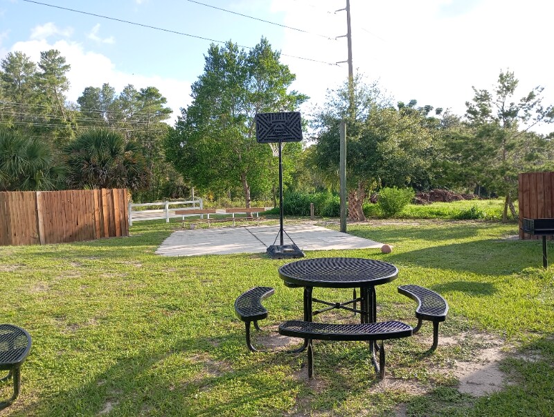 Building Photo - 14006 Bluegill Ln