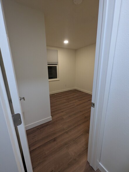 Building Photo - 8491 Rabbitbrush Way