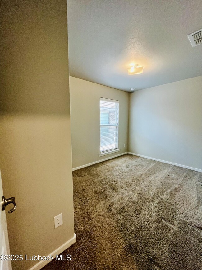 Building Photo - 14411 Avenue X